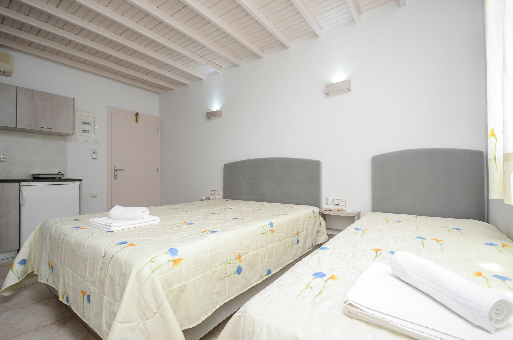 Pension Elena Agia Anna  Exterior photo